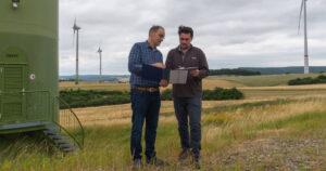 Wolfgang Ruch und Ronald Radmacher diskutieren über den Netzausbau